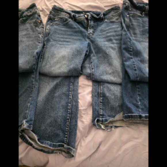 3 Pairs Maurices Jeans - Picture 3 of 11